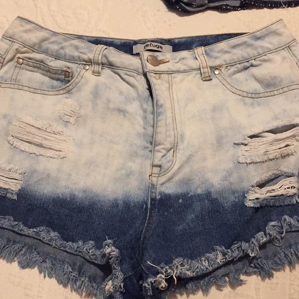 Refuge Shorts